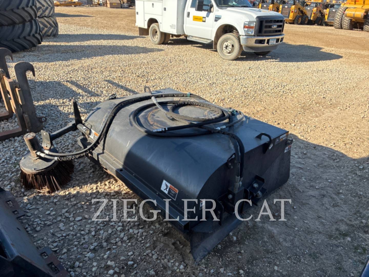 2023 John Deere BR60C Equipment Image0