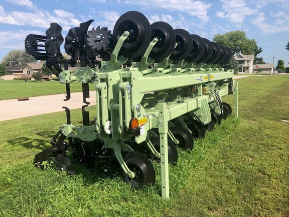 2023 Orthman 1TRIPR II Equipment Image0