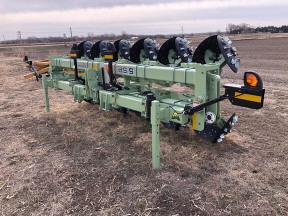 2023 Orthman 5SP Equipment Image0