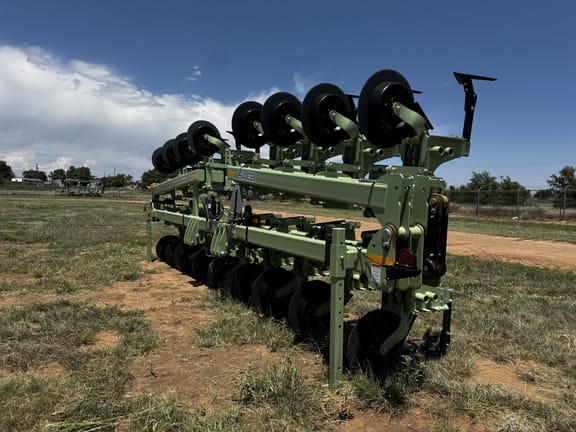 2023 Orthman 8315 Equipment Image0