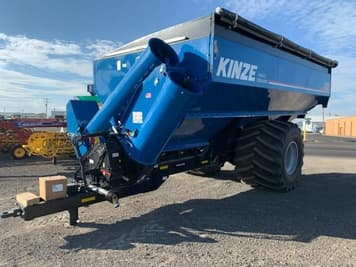 Main image Kinze 1121
