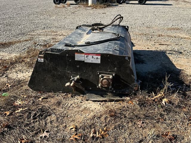 Image of Skidpro Sweeper equipment image 4