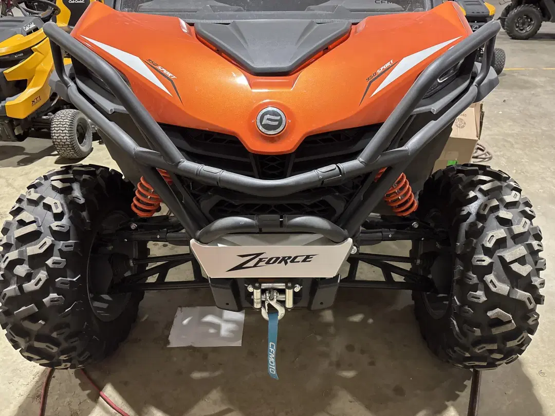 Image of CFMoto ZForce 950 Sport Image 1