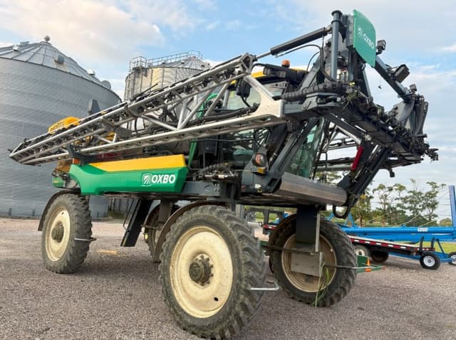 Image of Oxbo 7650 equipment image 2