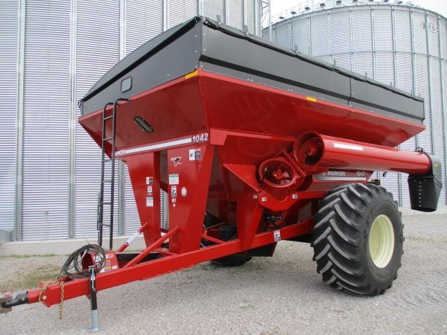 Main image Parker 1042