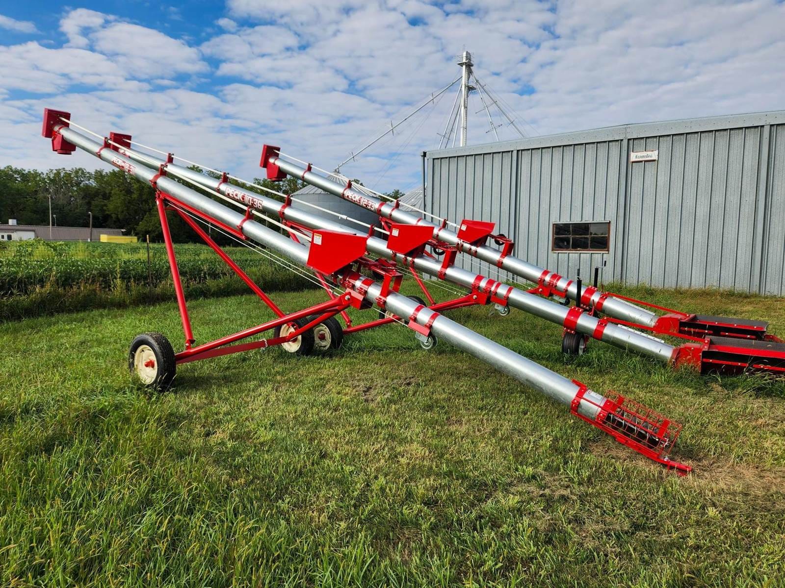 2024 Peck 8x31 Equipment Image0