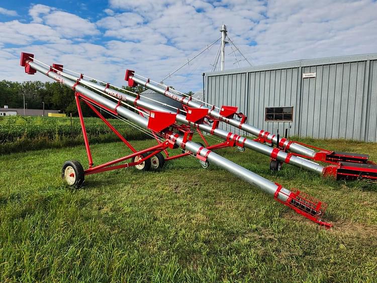 2023 Peck 8x31 Equipment Image0