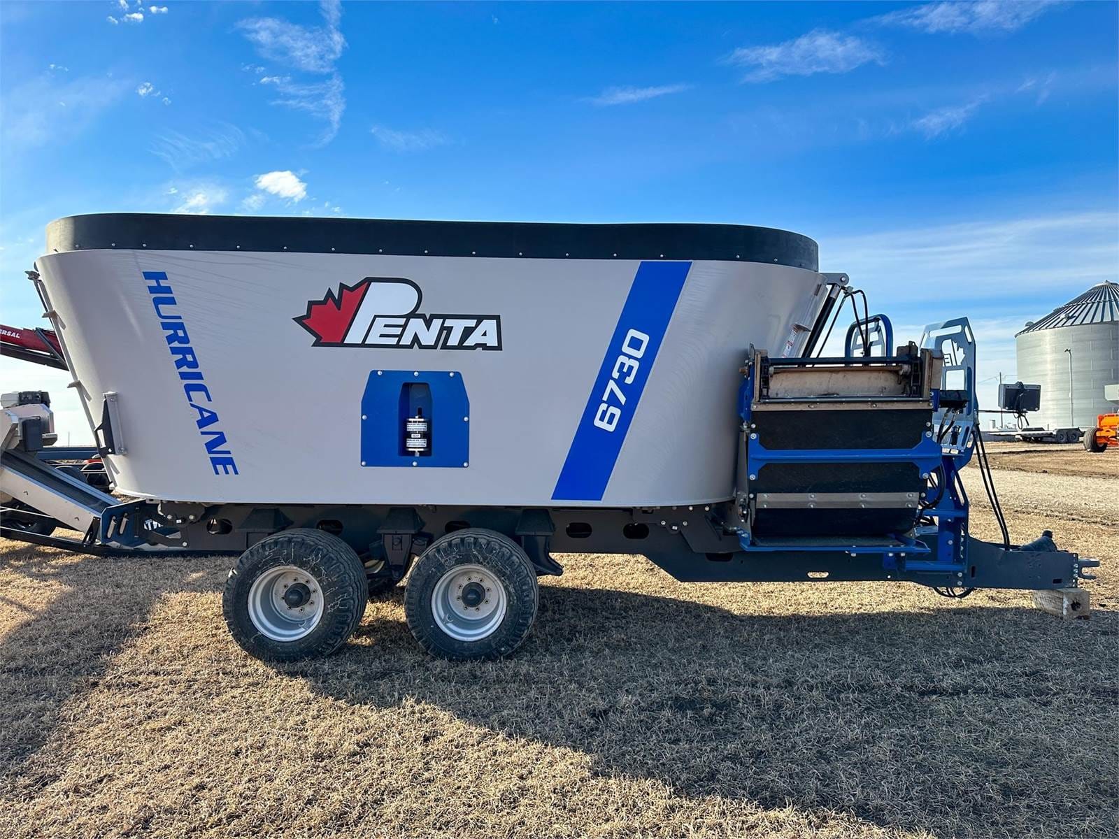 2024 Penta 6730 Equipment Image0