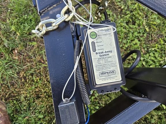 Image of Pequea 8012T equipment image 4