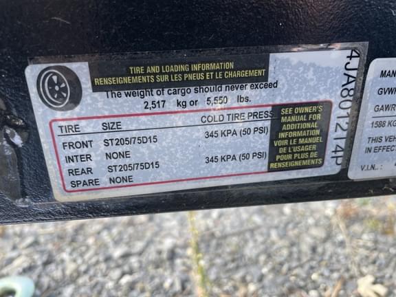 Image of Pequea 8012T equipment image 2