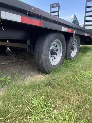 Image of Pequea 8016 equipment image 4