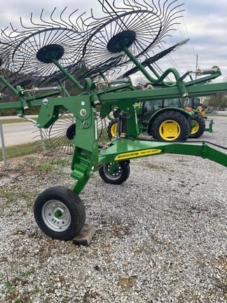 2023 Pequea MCR8 Equipment Image0