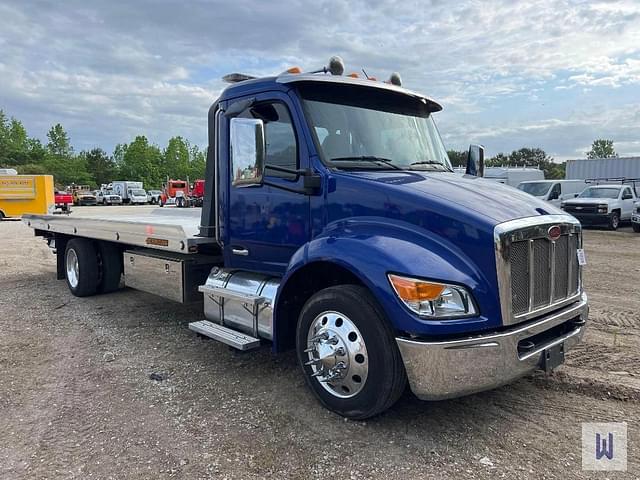 Image of Peterbilt 536 equipment image 2