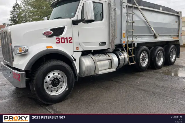 Image of Peterbilt 567 equipment image 1