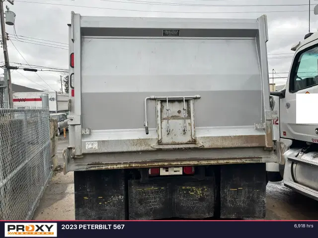 Image of Peterbilt 567 equipment image 3