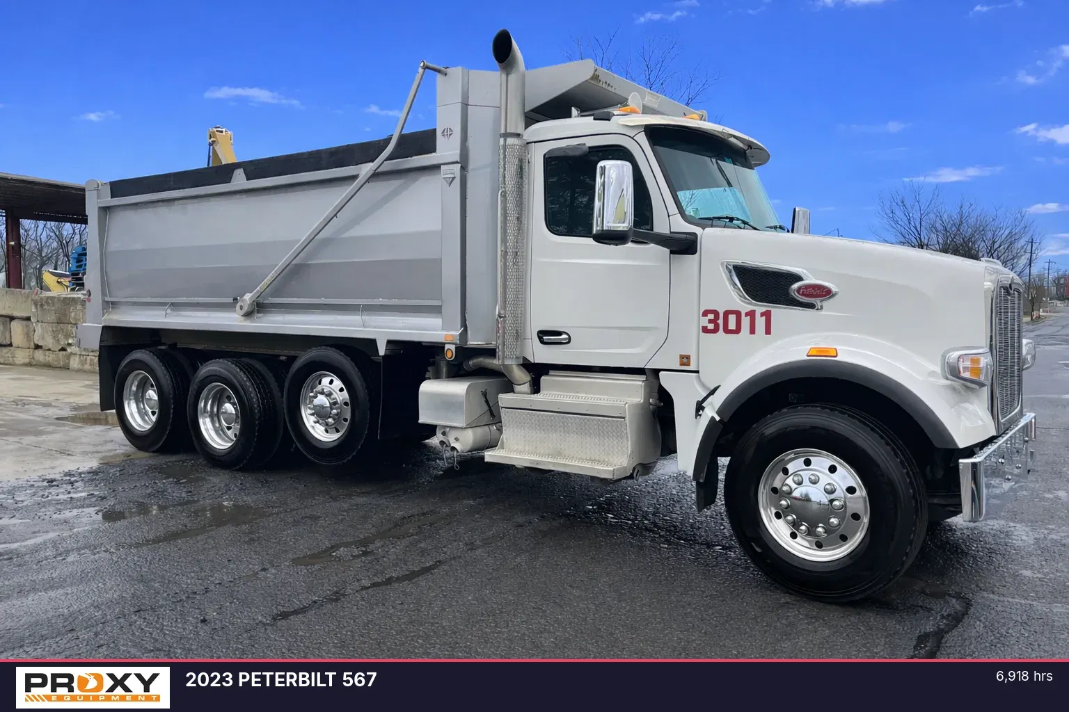 2023 Peterbilt 567 Equipment Image0