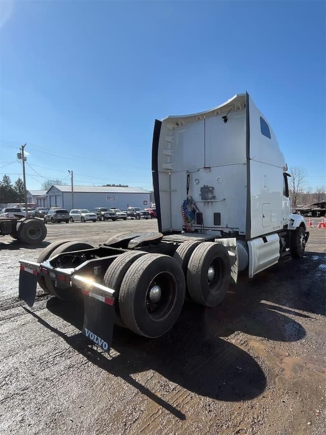 Image of Peterbilt 579 equipment image 4