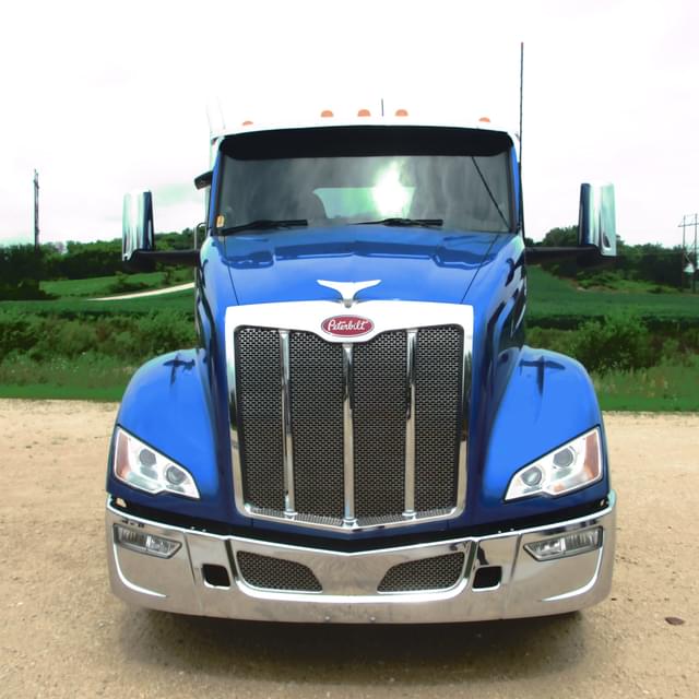 Image of Peterbilt 579 equipment image 1