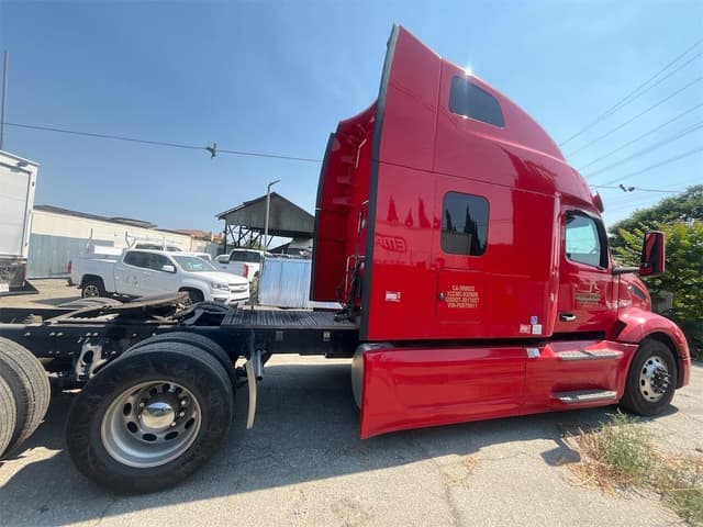 Image of Peterbilt 579 equipment image 3