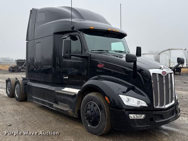 Image of Peterbilt 579 equipment image 2