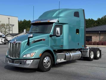 Main image Peterbilt 579