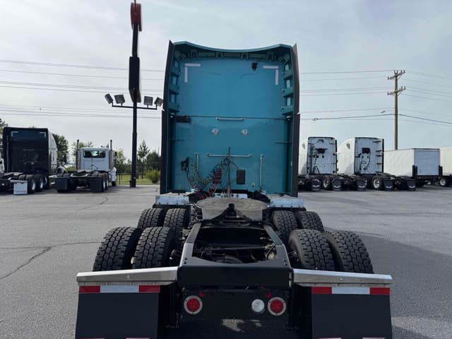 Image of Peterbilt 579 equipment image 3