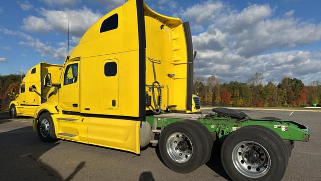 Image of Peterbilt 579 equipment image 2