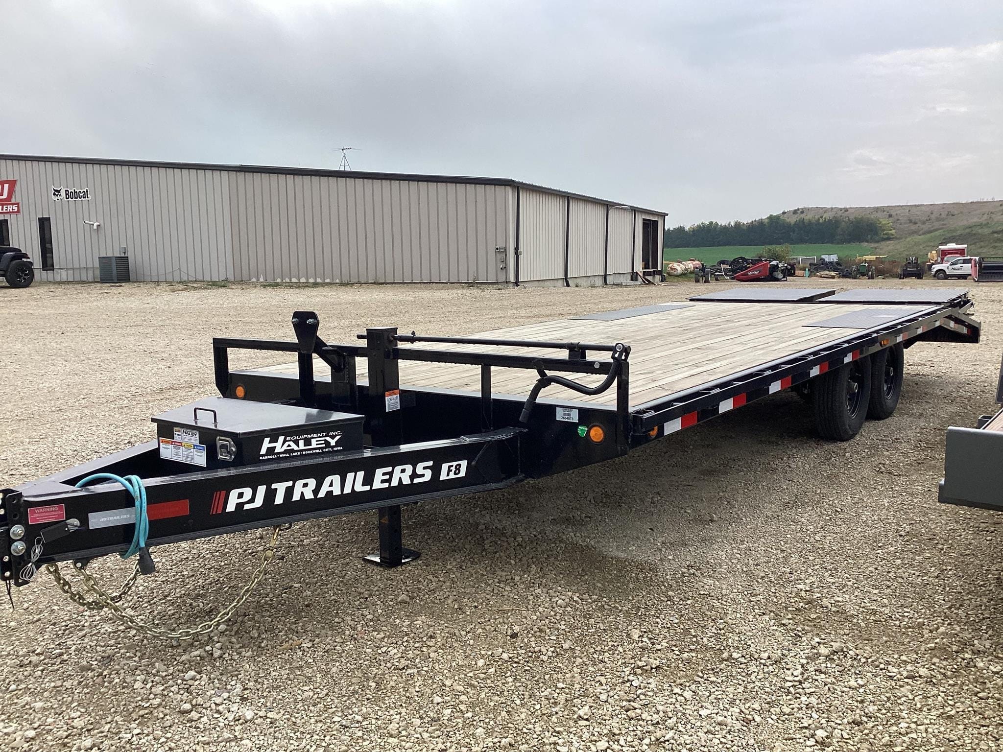 2023 PJ 22x8BP Equipment Image0