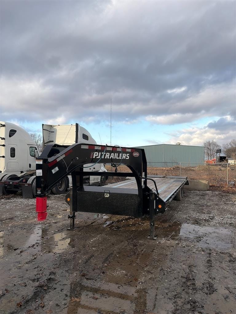 2023 PJ 3F412 Equipment Image0