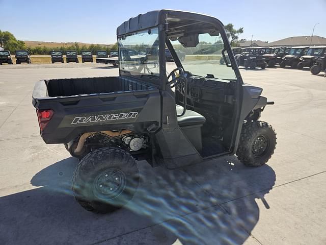 Image of Polaris Ranger 1000 equipment image 4