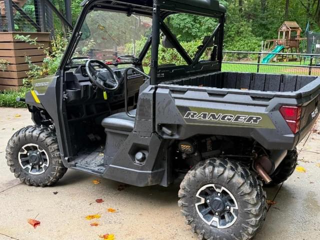 Image of Polaris Ranger 1000 equipment image 3