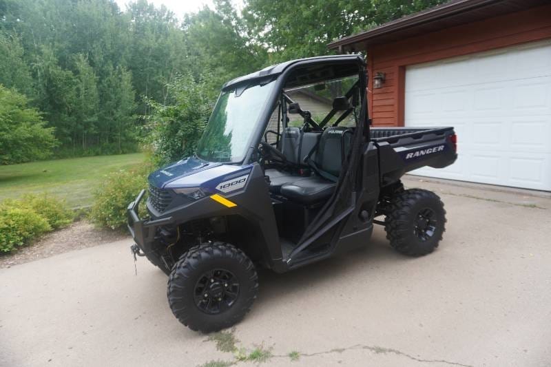 2023 Polaris Ranger 1000 Equipment Image0