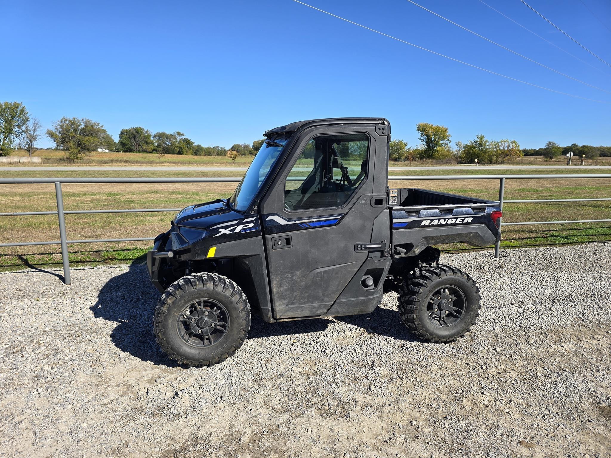 2023 Polaris Ranger 1000 XP Equipment Image0