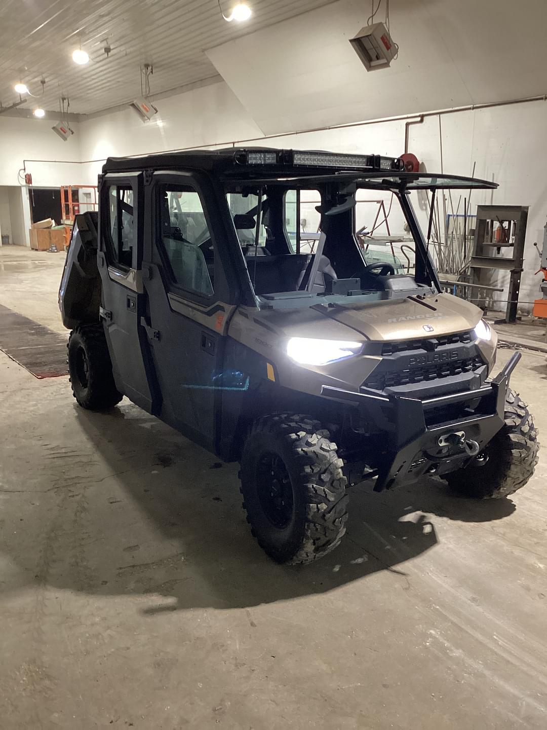 Image of Polaris Ranger XP 1000 Crew Primary Image