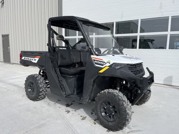 Image of Polaris Ranger XP 1000 equipment image 2