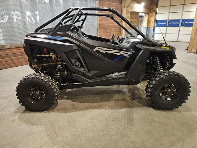 Image of Polaris RZR Pro XP Ultimate equipment image 2