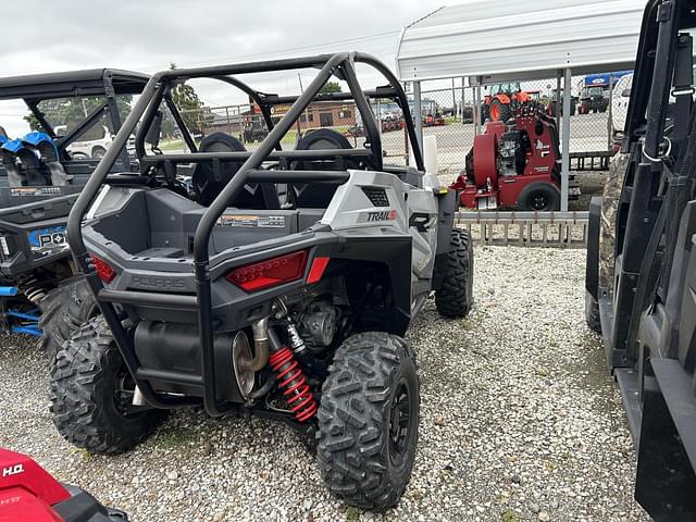 Image of Polaris RZR Trail S 1000 equipment image 2