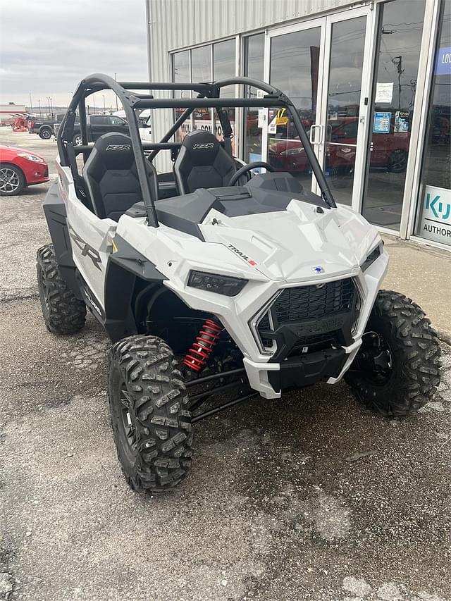 Image of Polaris RZR Trail S 1000 equipment image 1