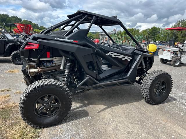 Image of Polaris RZR Turbo R equipment image 3