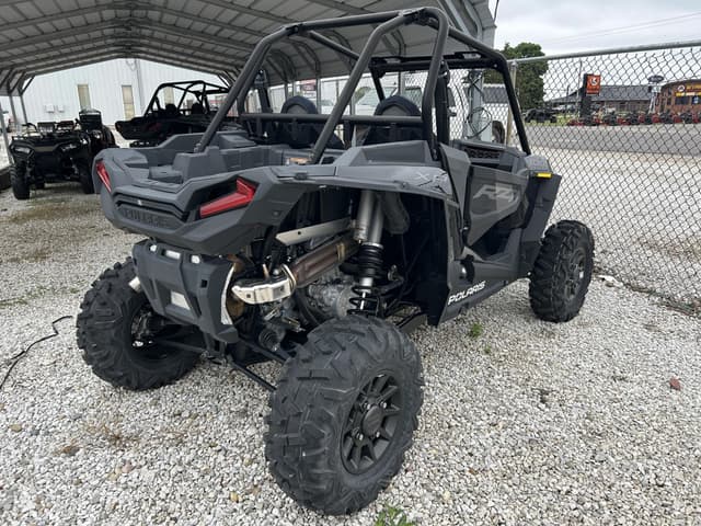 Image of Polaris RZR XP 1000 Sport equipment image 2