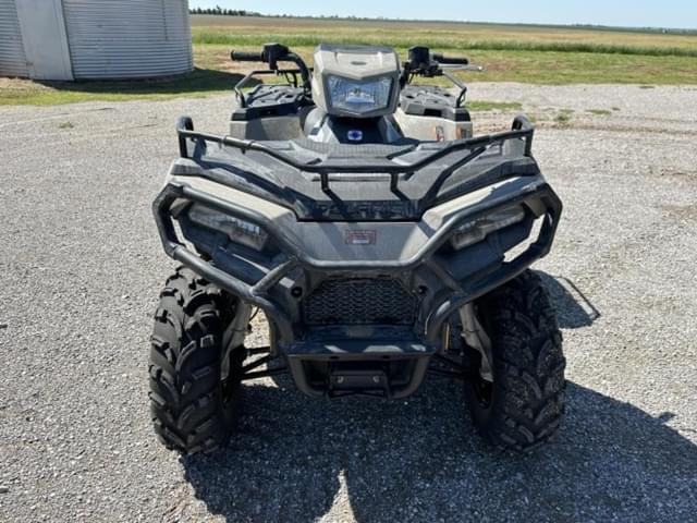 Image of Polaris Sportsman 570 equipment image 2
