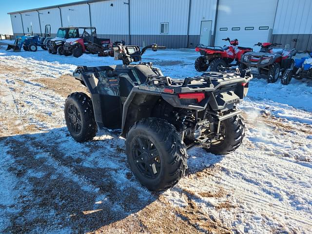 Image of Polaris Sportsman 850 equipment image 3