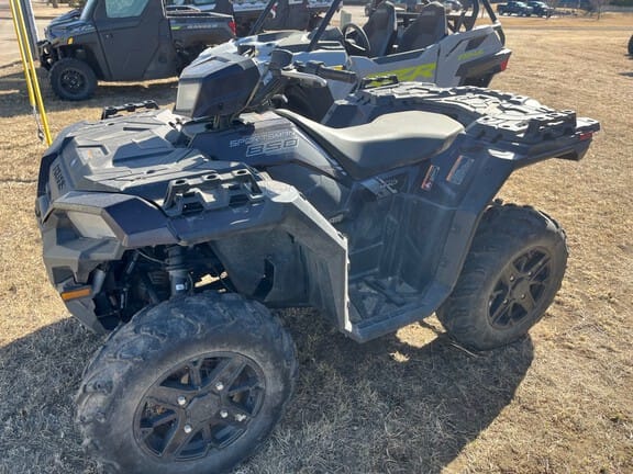 2023 Polaris Sportsman 850 Premium Equipment Image0