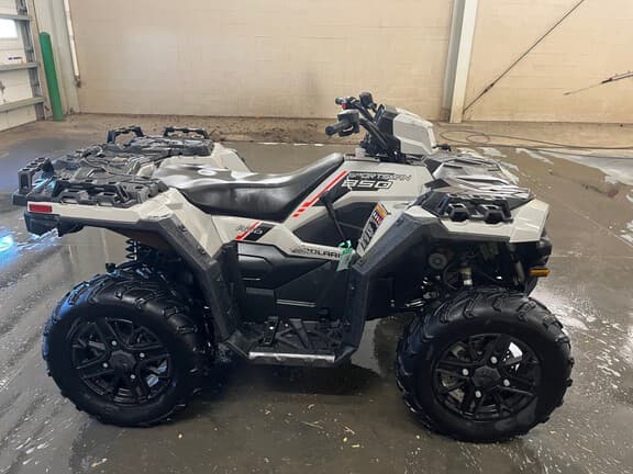 Image of Polaris Sportsman 850 Premium equipment image 1