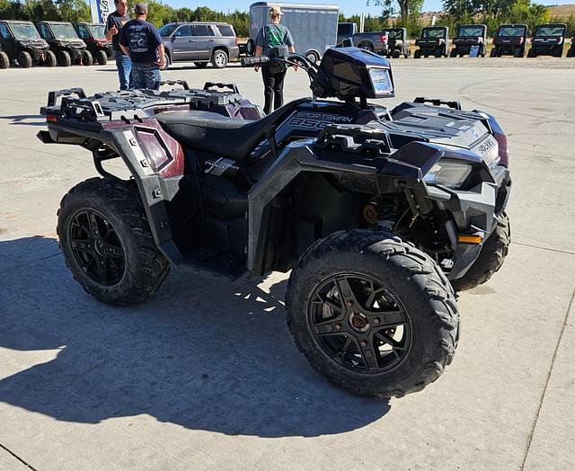 Image of Polaris Sportsman 850 equipment image 1