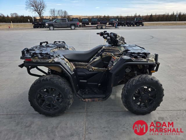 Image of Polaris Sportsman 850 equipment image 2