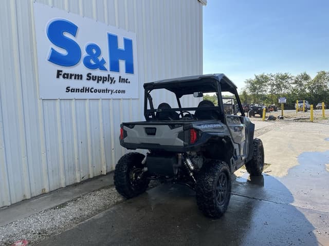 Image of Polaris General 1000 XP Premium equipment image 3