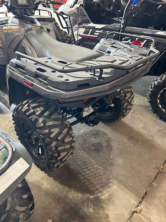 Image of Polaris Sportsman 570 equipment image 3