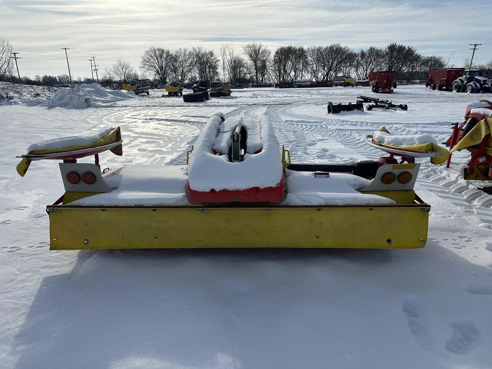 2023 Pottinger Novacat 351 Alpha Motion Pro Equipment Image0