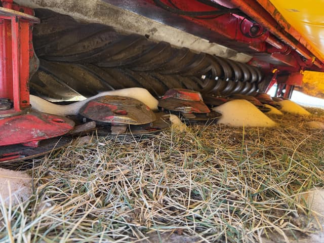 Image of Pottinger Novacat 351 Alpha Pro equipment image 4